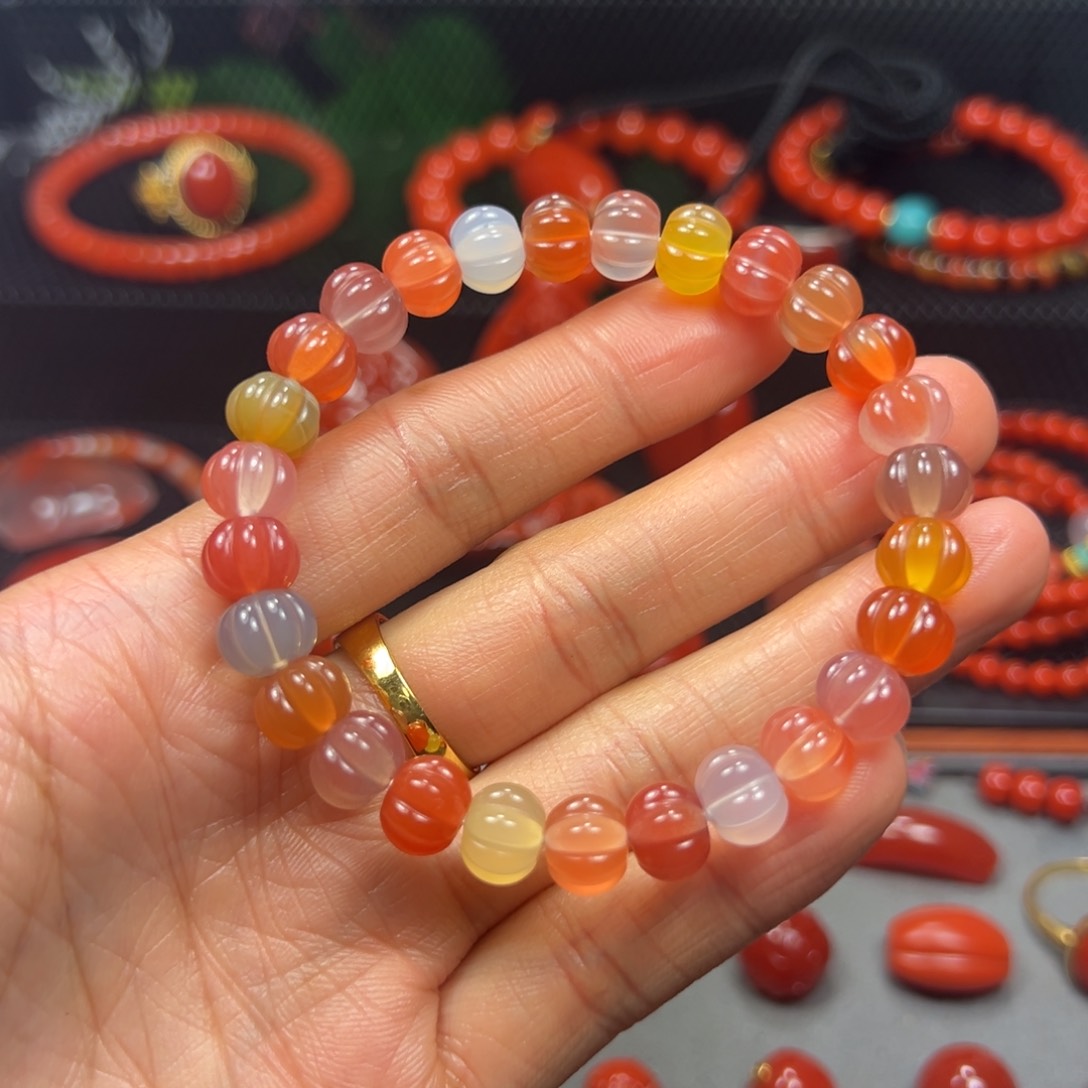 未镶嵌南红玛瑙珠宝奇石