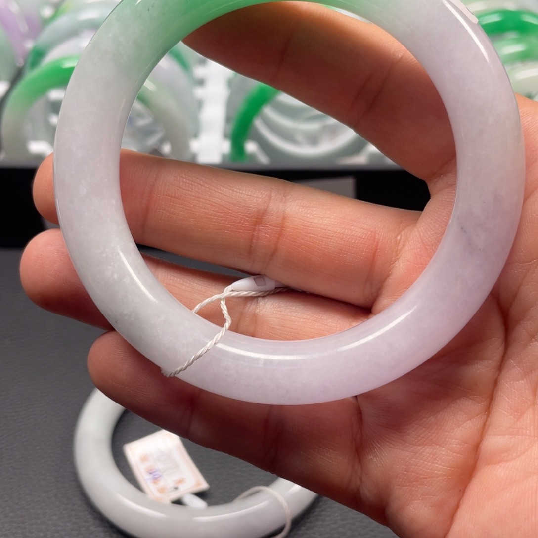 婷***一物一物一物手镯