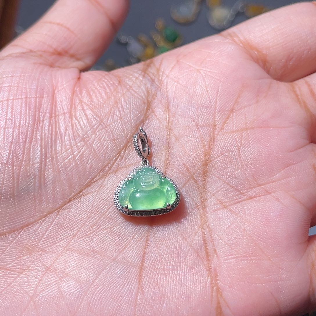 吊坠(不含链)18K金镶嵌翡翠玖*
