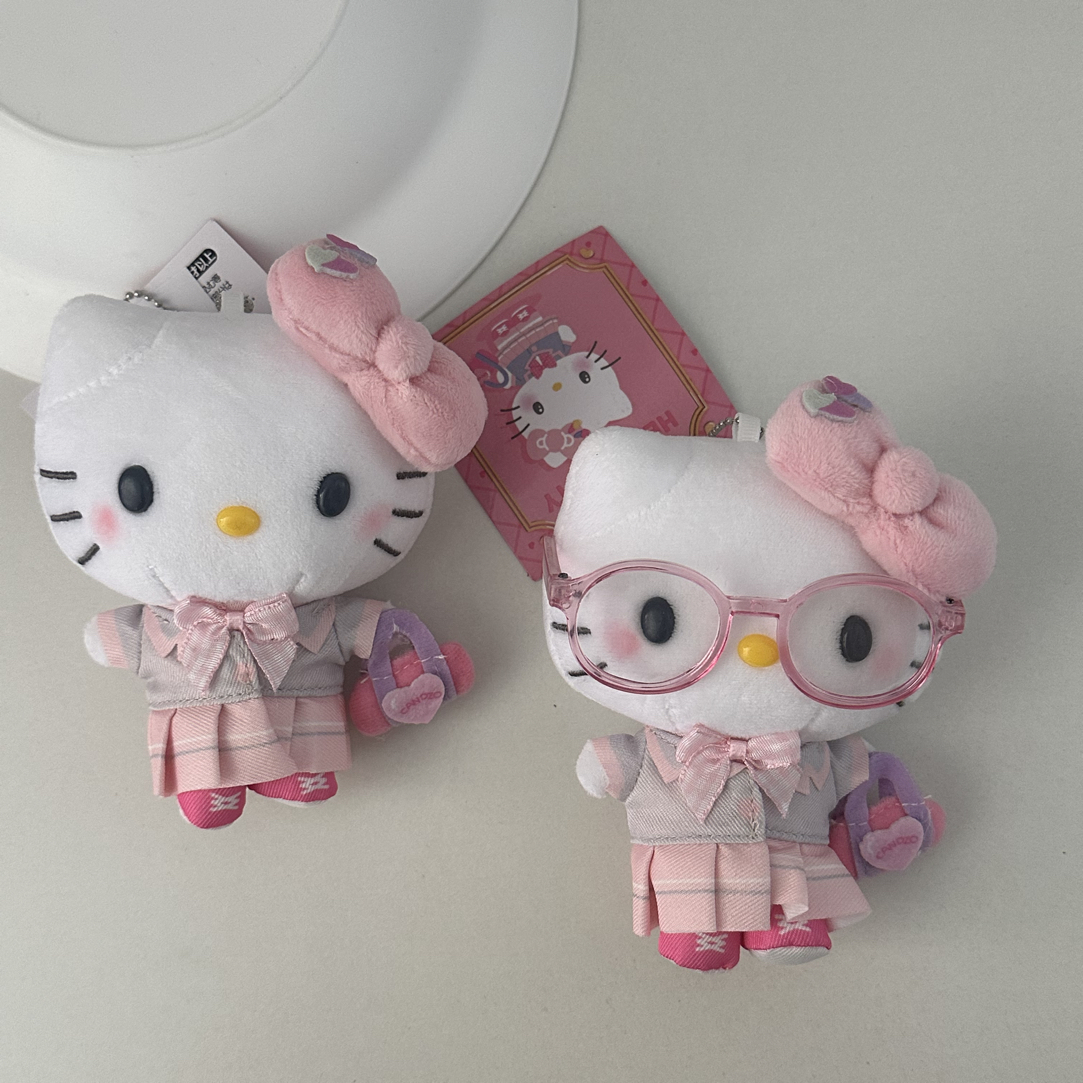 平成辣妹kitty包包挂件白皮制服胖脸公仔钥匙扣