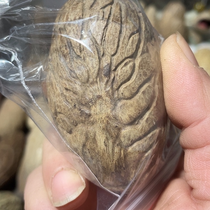 猛***兄千眼菩提吊坠天然千眼菩提不退不换