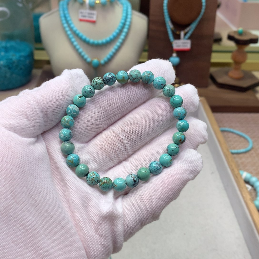 绿松石配饰未镶嵌