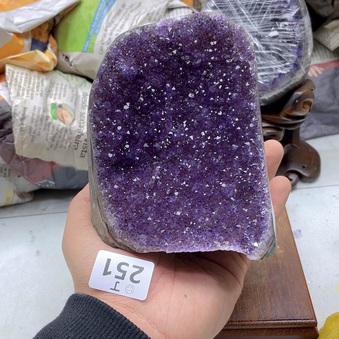 紫晶大型摆件（非配饰）未镶嵌