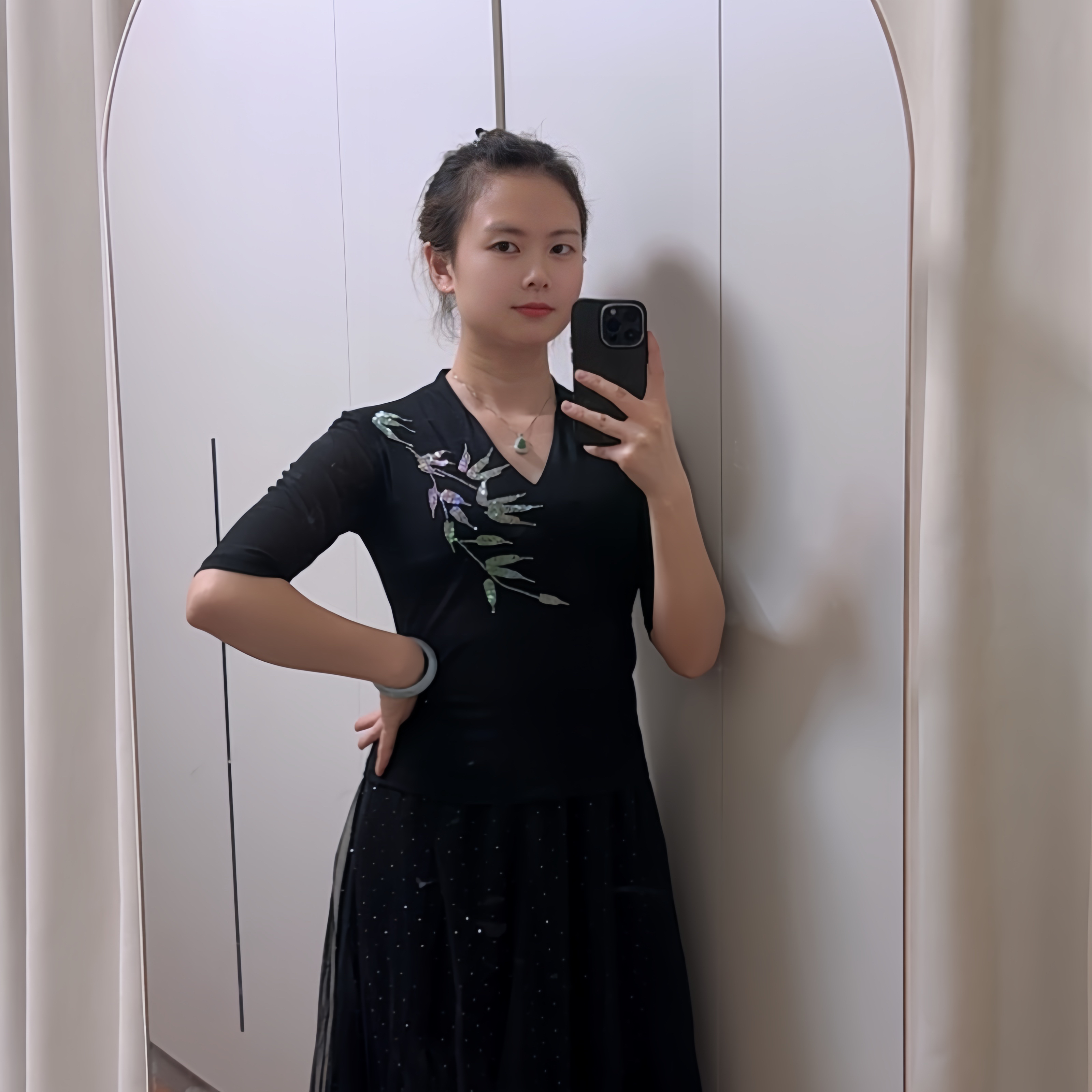 广场舞新款女士舞蹈服新款短袖上衣摩登舞拉丁舞交谊舞练功演出服