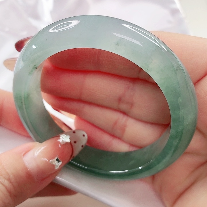 G***e翡翠未镶嵌手镯53.1x604