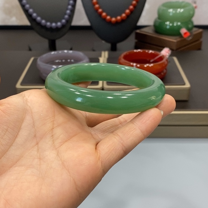 东陵石手镯未镶嵌彤***妈