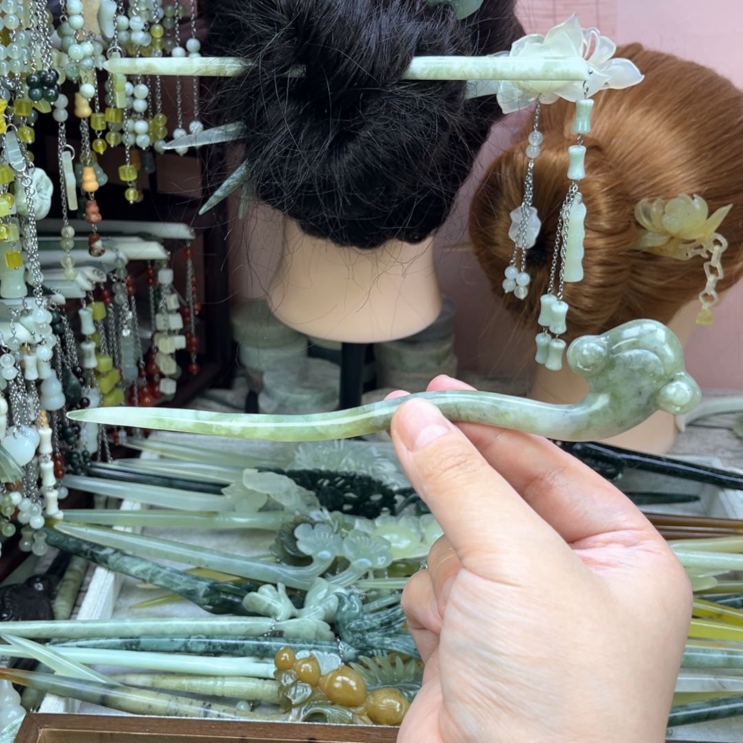 蛇纹石玉发饰未镶嵌长度20厘米左右