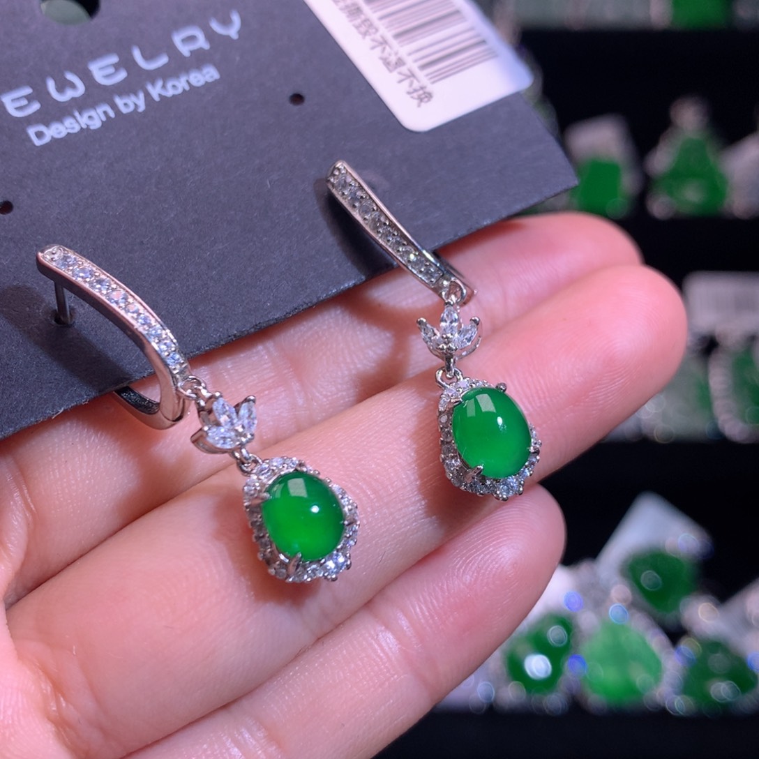 【闪购商品】颈饰银S925镶嵌翡翠天然翡翠