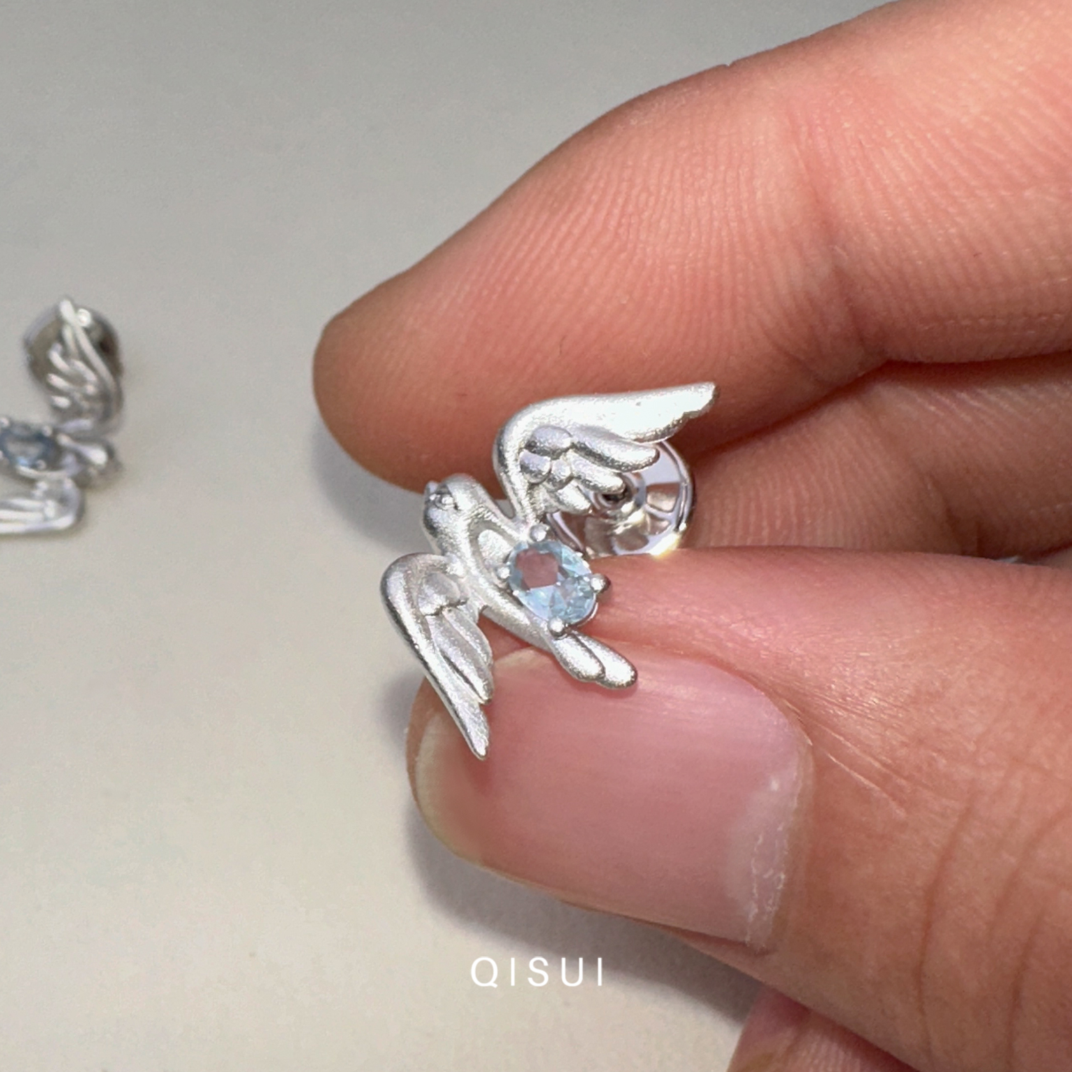 925银仿水晶耳饰 设计师款“掠”飞鸟s925银耳钉