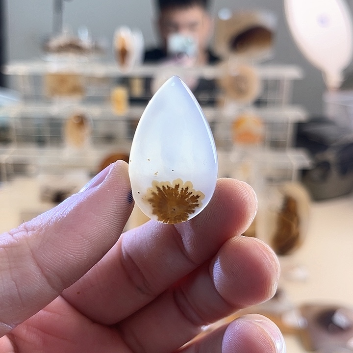 玛瑙/玉髓未镶嵌吊坠(不含链)