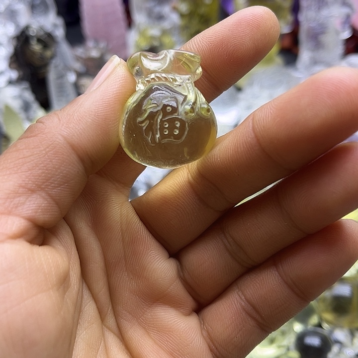 水晶摆件未镶嵌吊坠