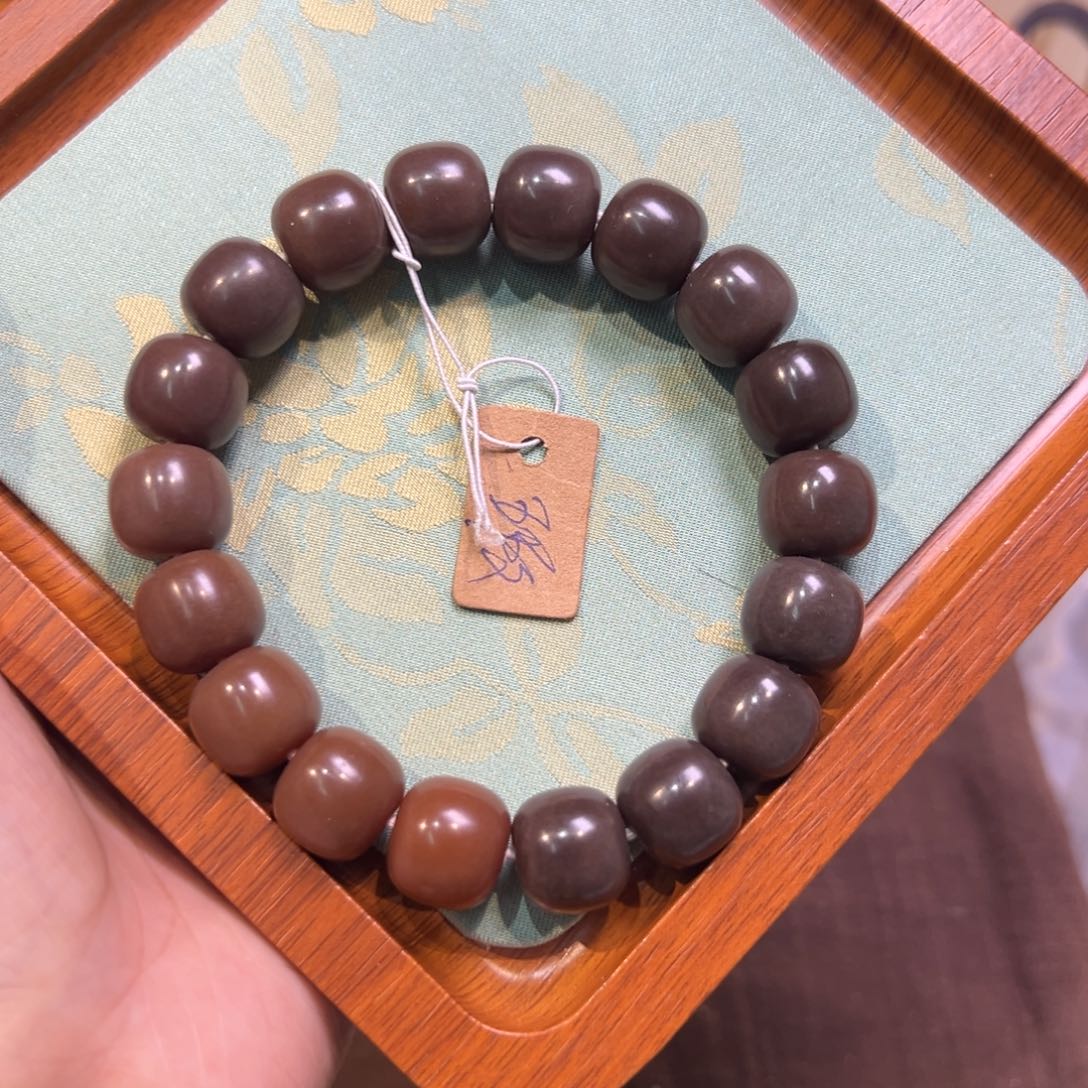 菩提籽类083卡14微瑕浮力