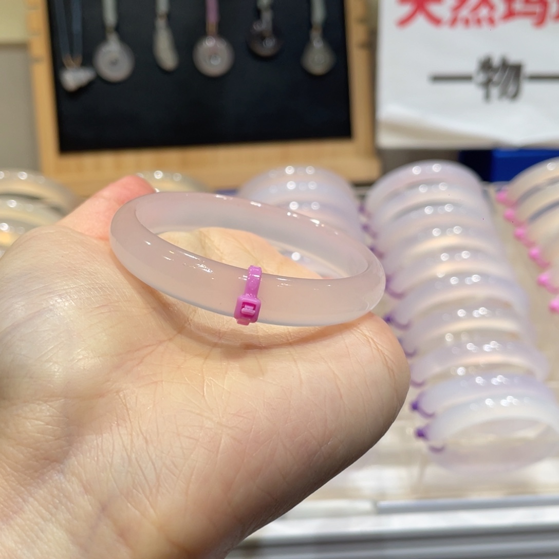 C***L玛瑙/玉髓未镶嵌手镯@定向荔枝冻@【52】