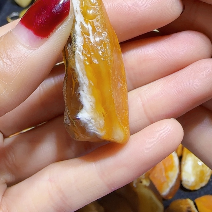 定制琥珀未镶嵌蜜蜡