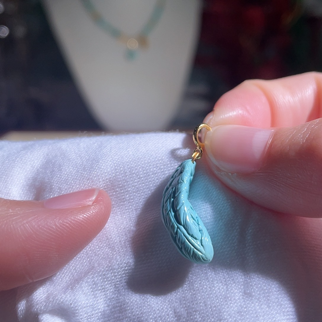 绿松石配饰未镶嵌