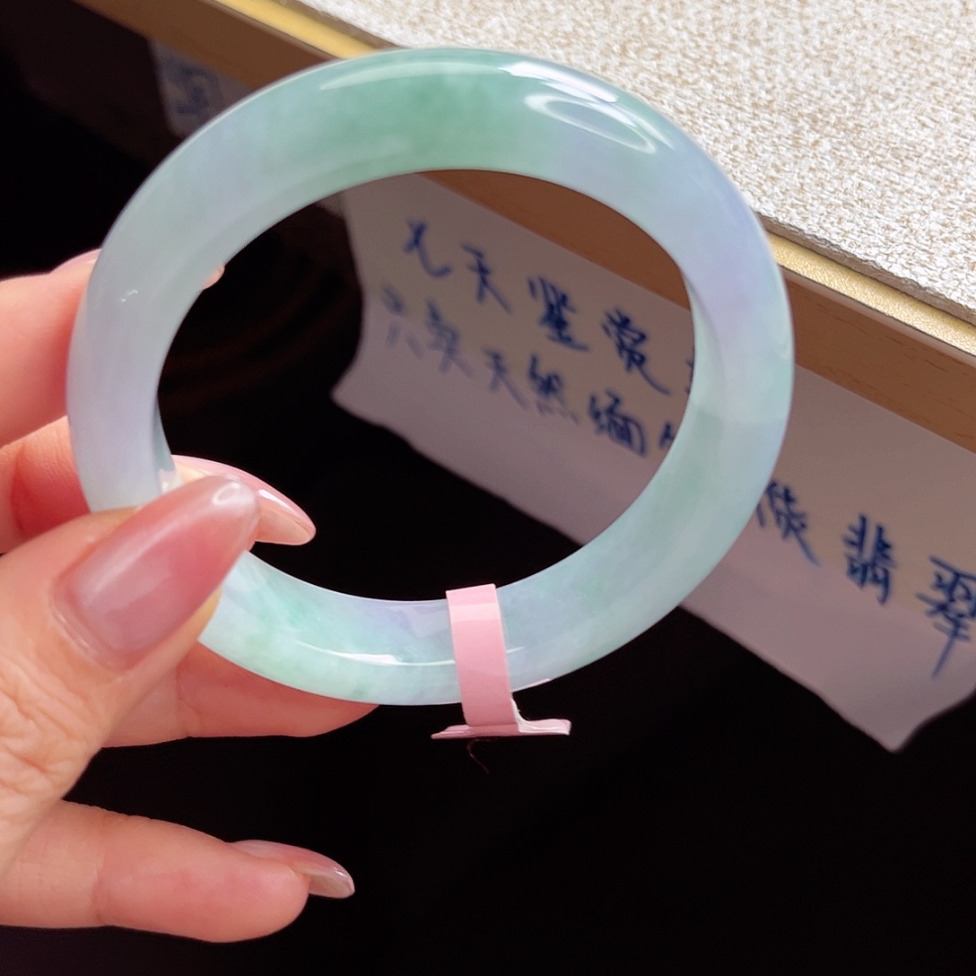 翡翠未镶嵌手镯手镯