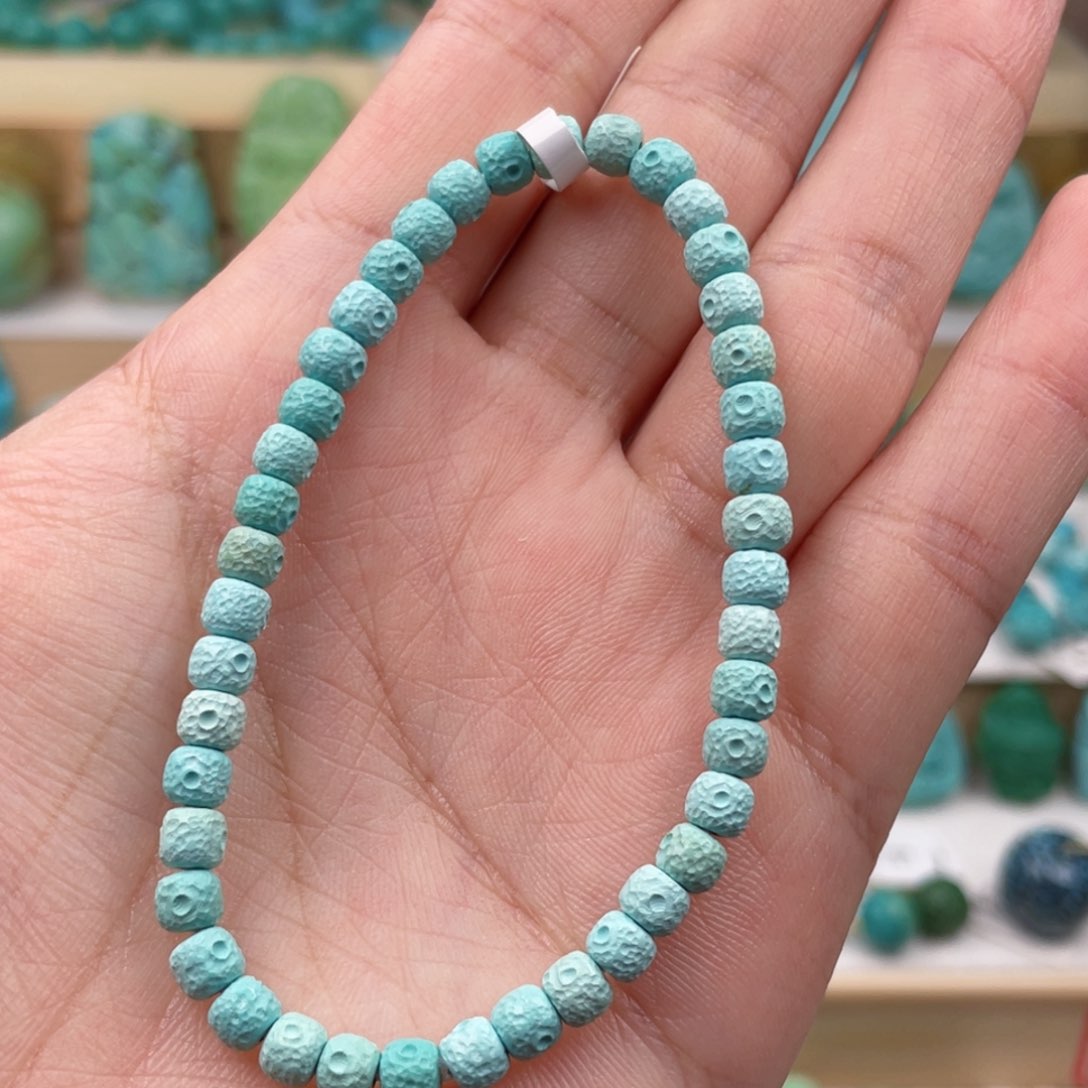 未镶嵌绿松石珠宝奇石