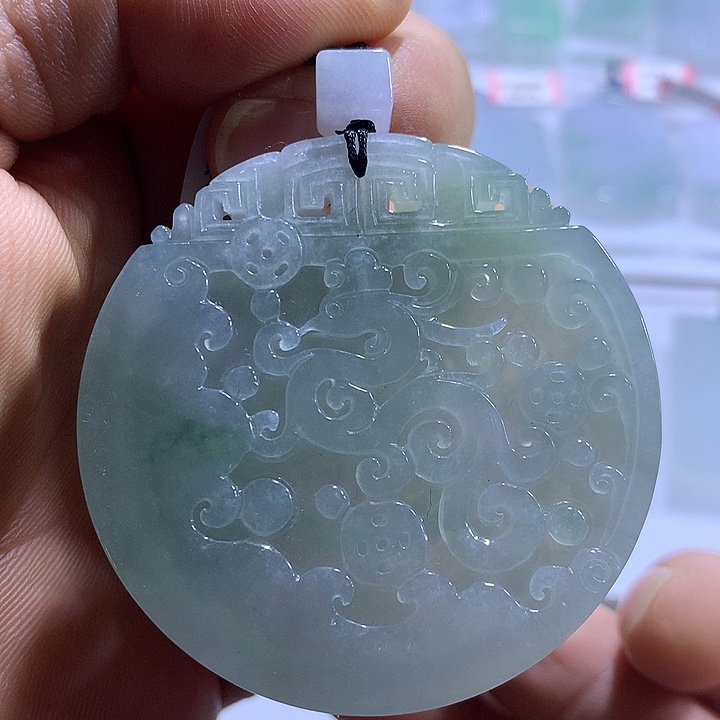 翡翠未镶嵌颈饰天然翡翠A货吊坠