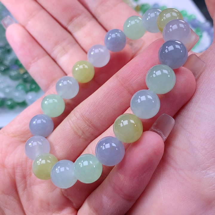 翡翠手链未镶嵌翡翠