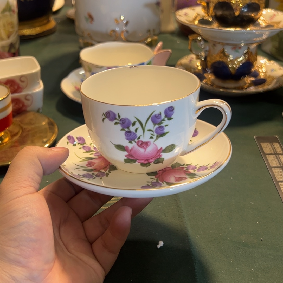 鹿与海陶瓷有限公司