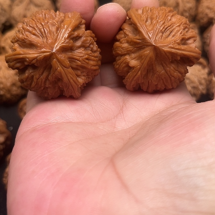 文玩核桃吊坠你们都在