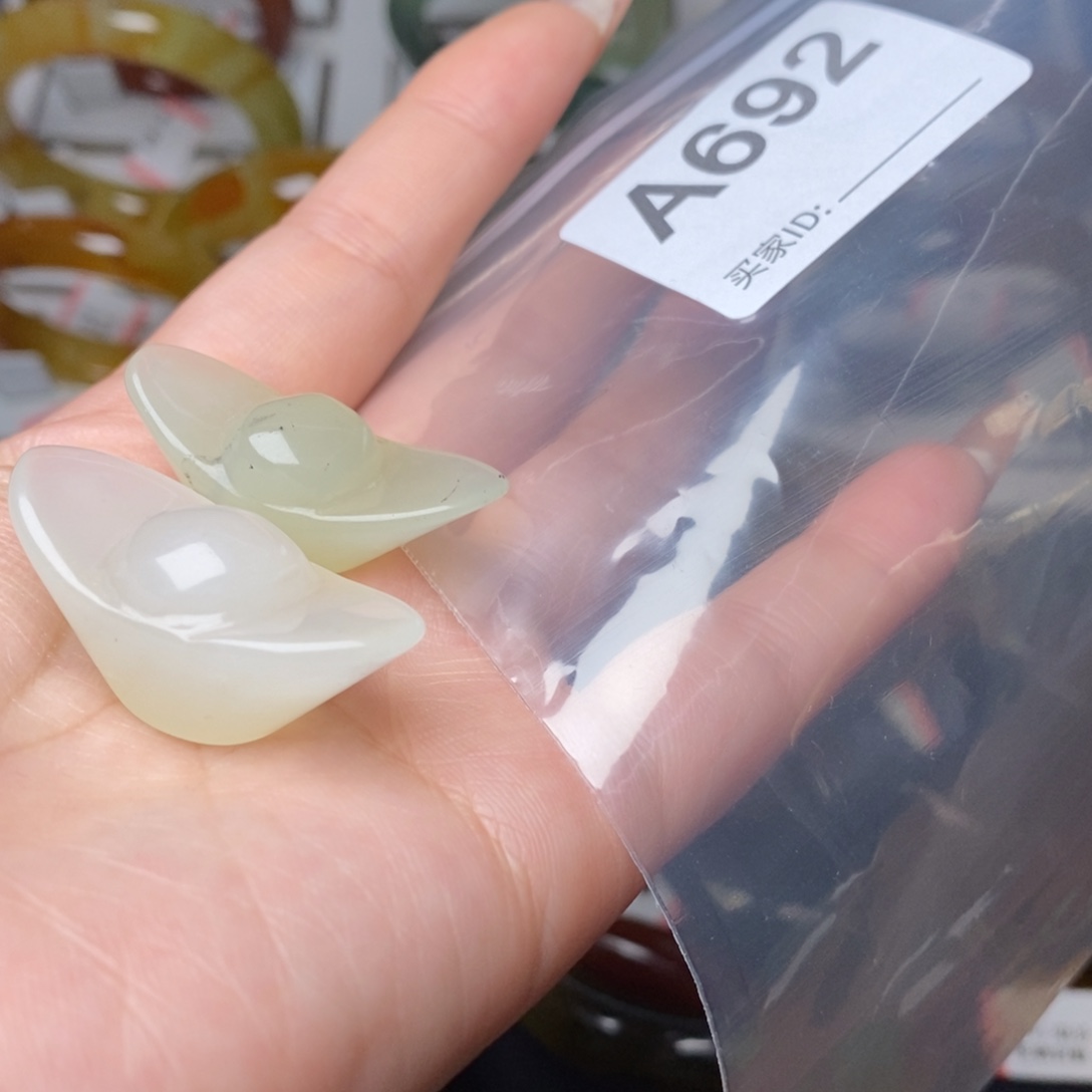 蛇纹石玉未镶嵌一