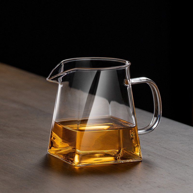 透明天圆地方玻璃公道杯小青柑茶漏用茶海分茶器玻璃尖嘴倒茶公杯