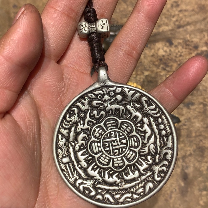 琉璃颈饰喜欢的朋友