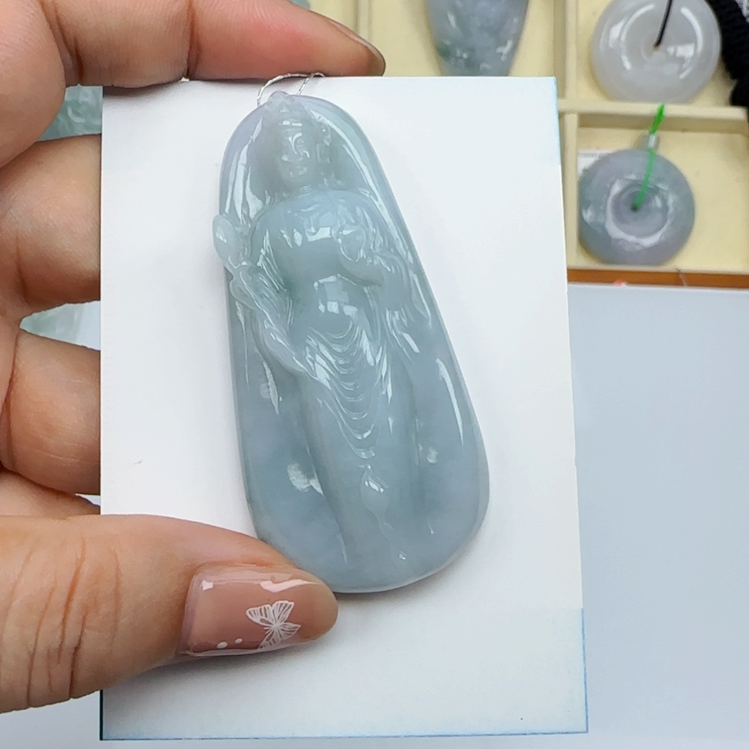 颈饰未镶嵌翡翠  