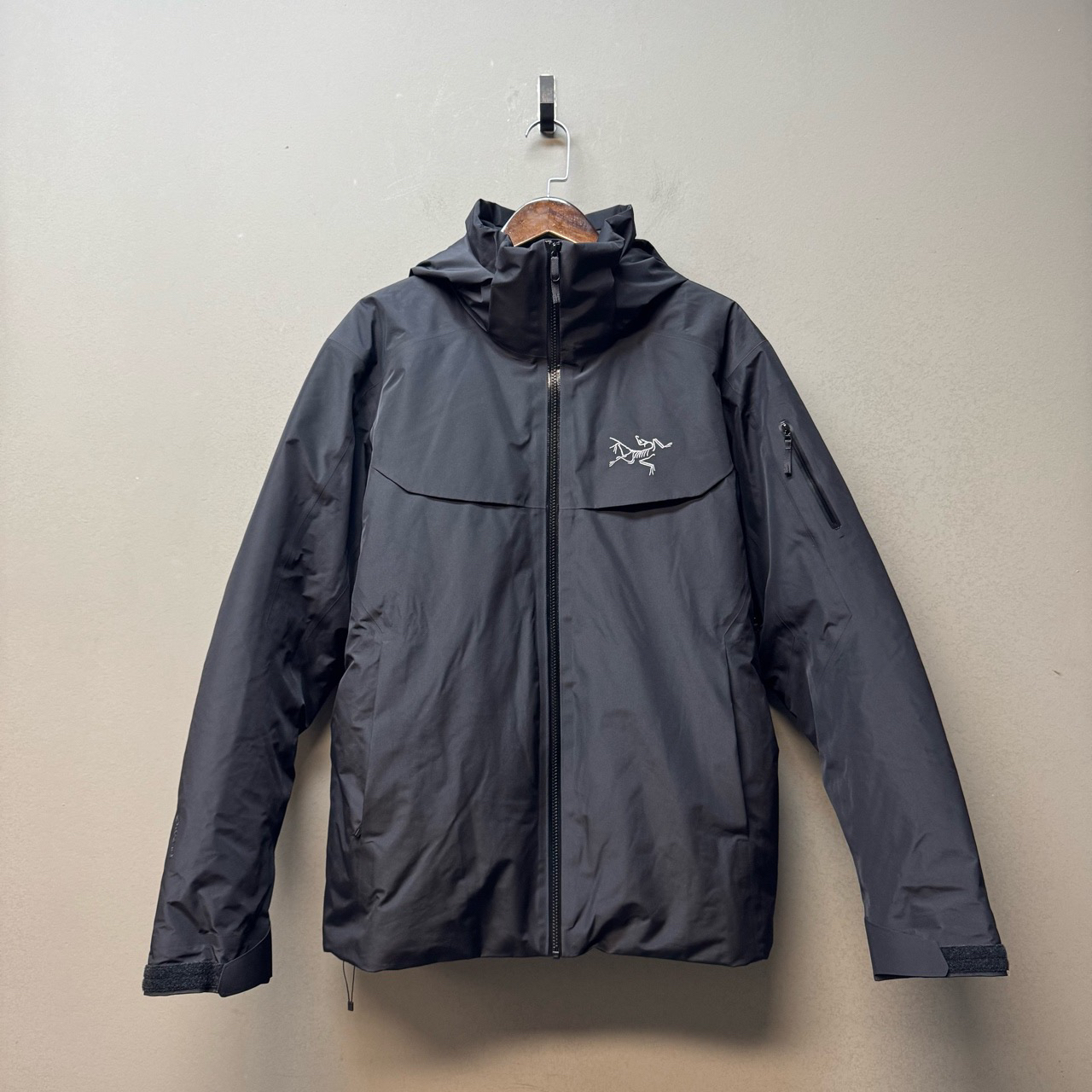 Arcteryx 始祖鸟/03988/25款Macai 大买菜羽绒服 黑色L码