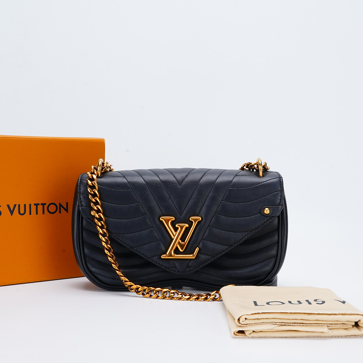 95新 LouisVuitton/路易威登 【诗诗】new wave链条包/BGK108320003