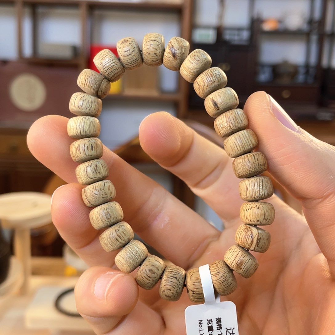 沉香手串达拉干 10mm*7mm 6.7g