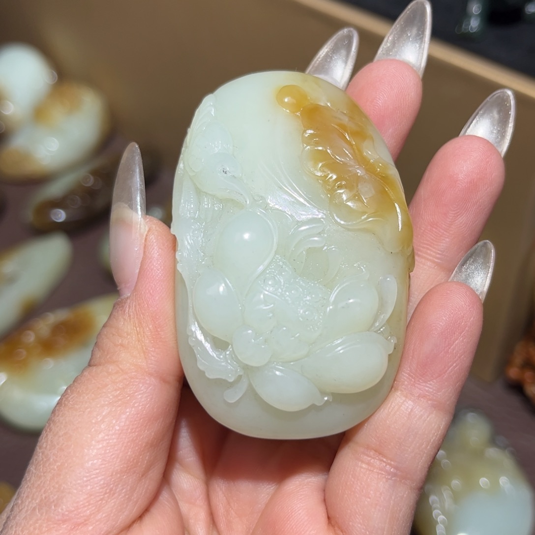 和田玉挂件未镶嵌