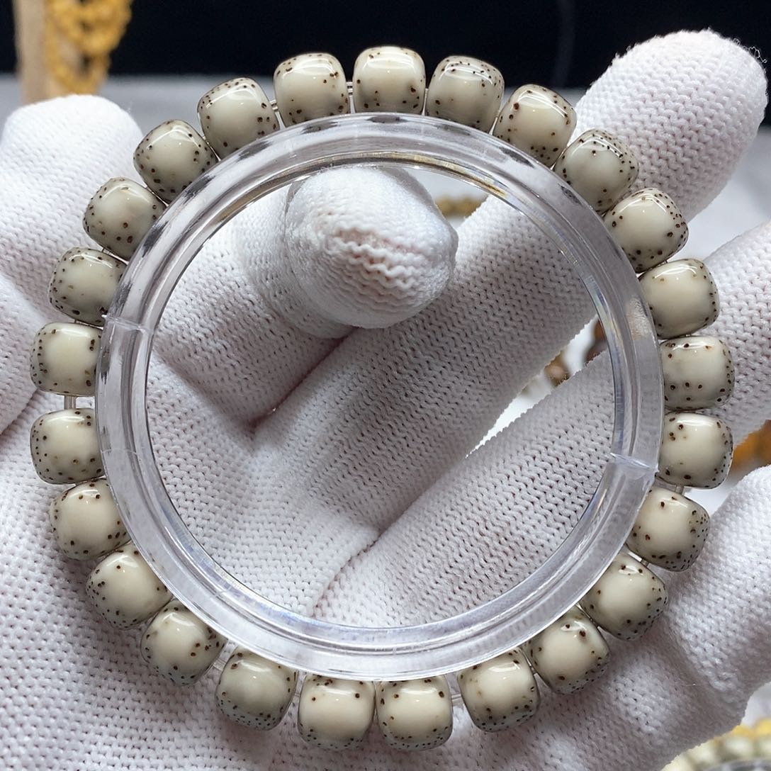 星月菩提手串8/9河豚