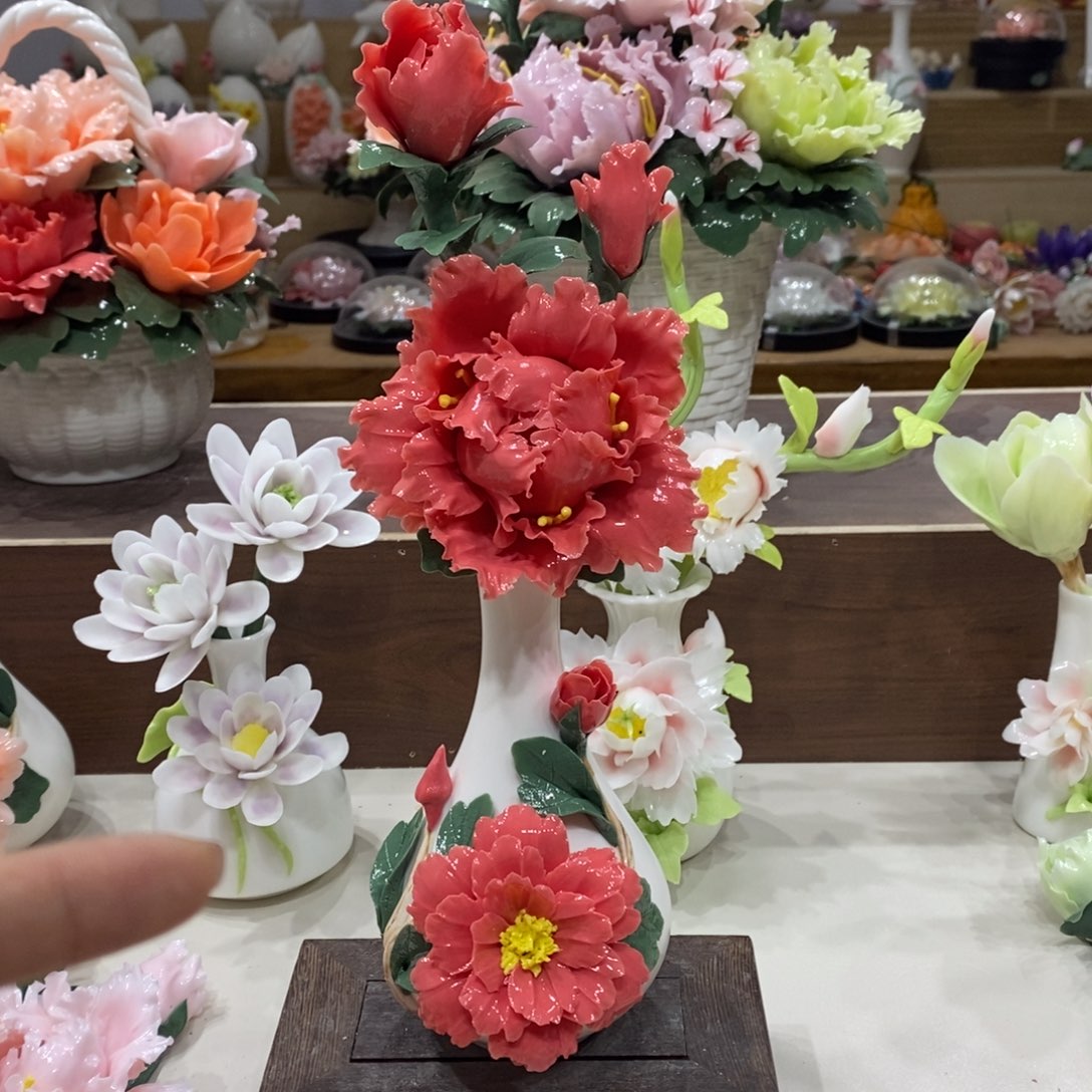 摆件陶瓷手工花摆件