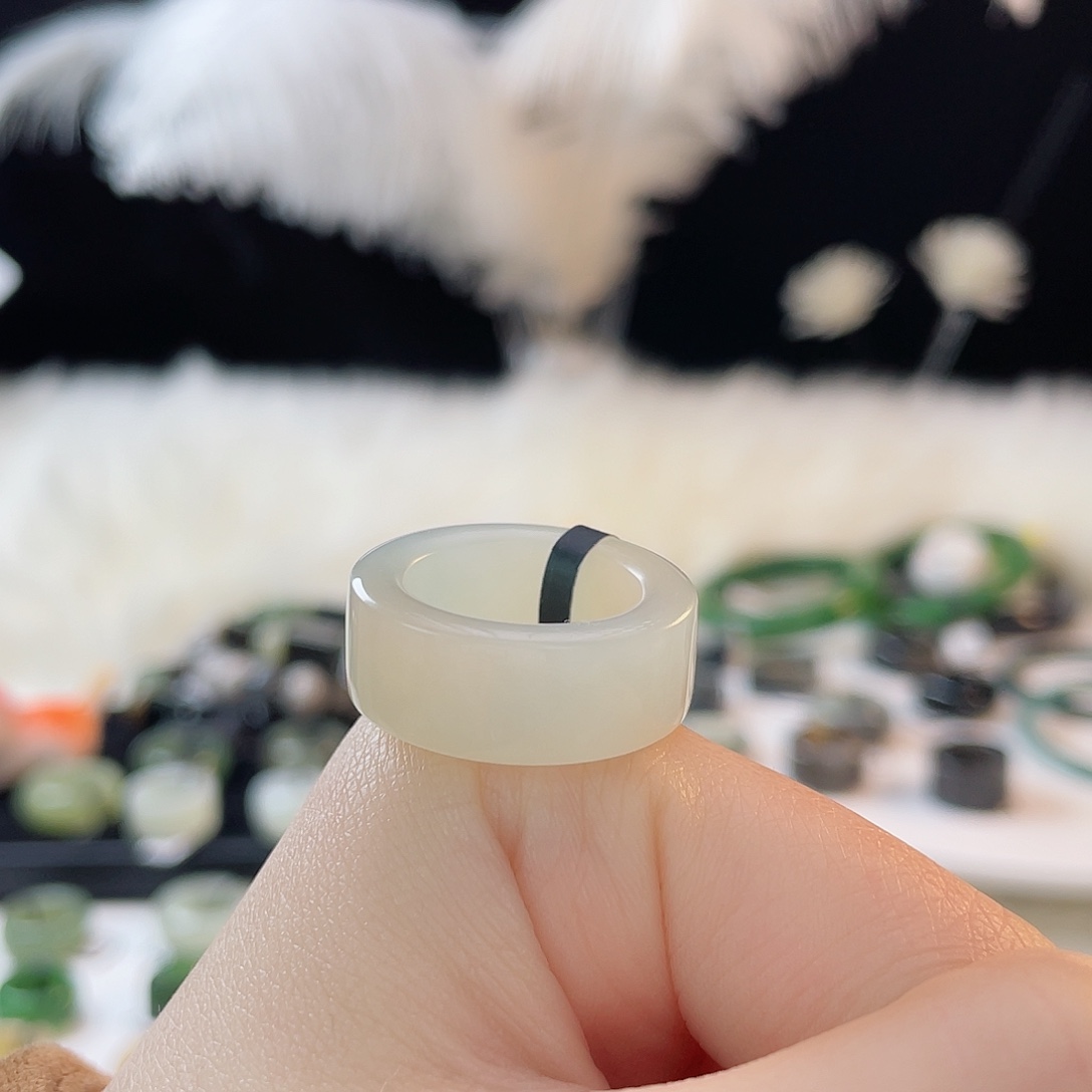 和田玉未镶嵌戒指k4冰白窄直切17.1mm