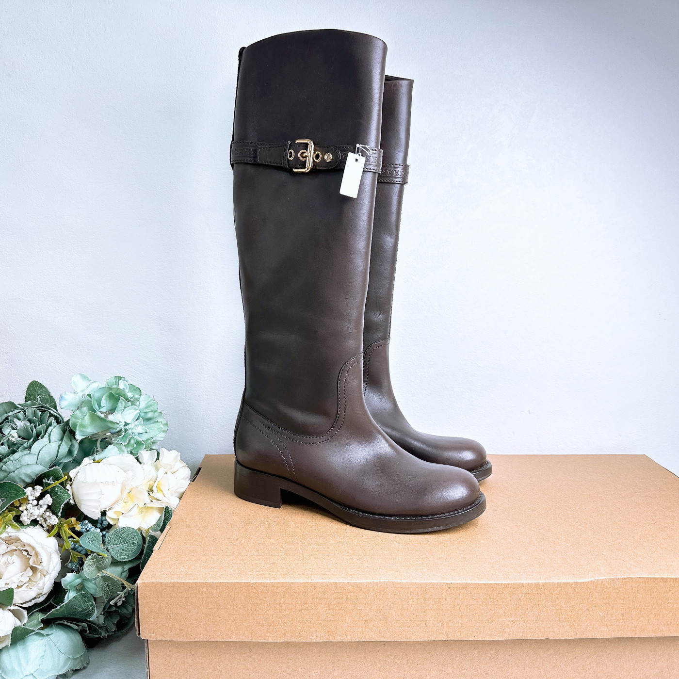 全新未使用 LV 靴子/38码/Xspa5219