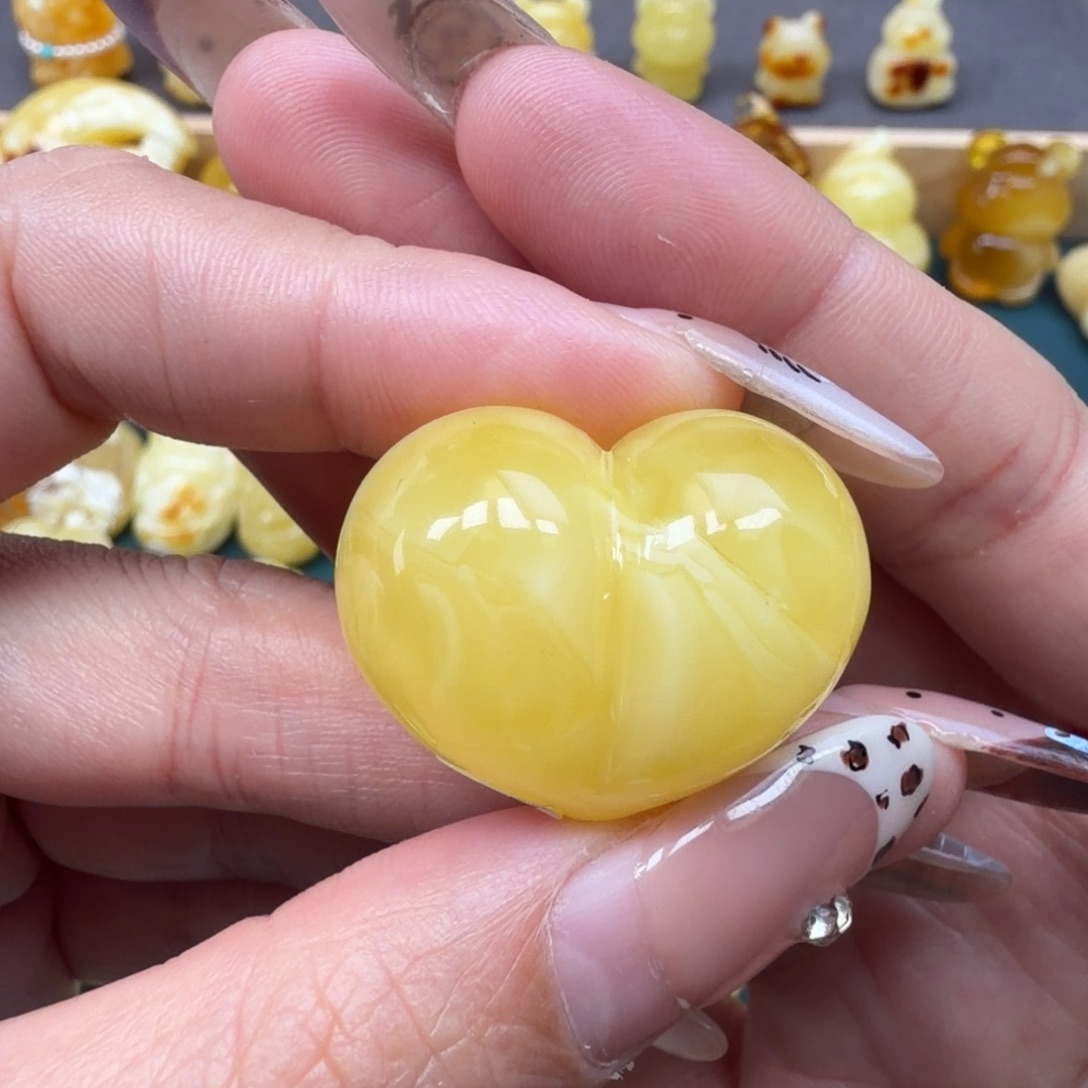 琥珀未镶嵌裸石蜜蜡