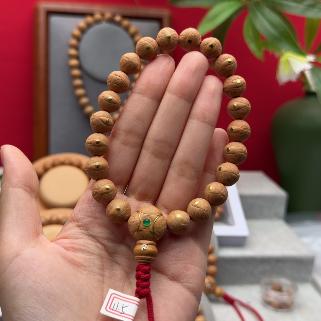 凤眼菩提手串@**u11.5左右铜钉镶嵌手串