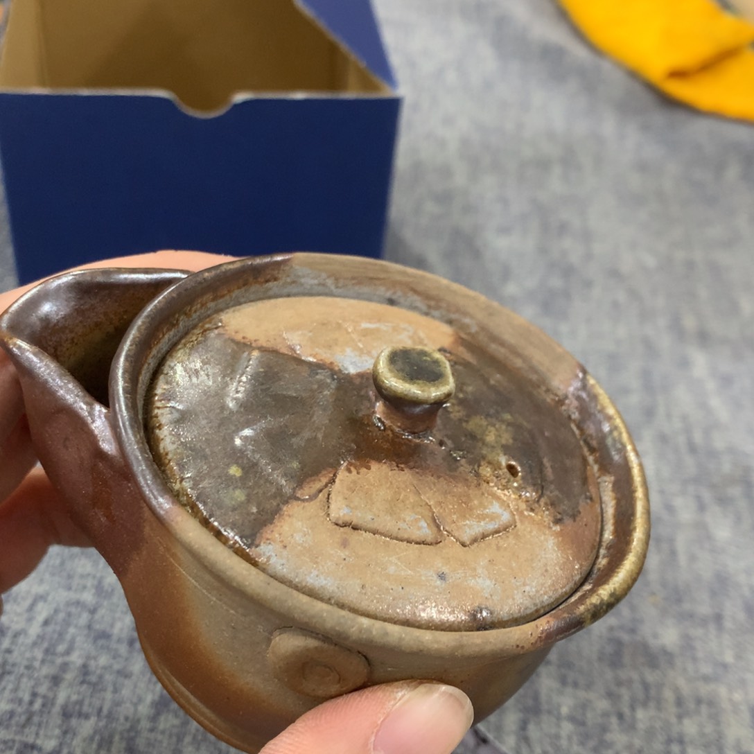 紫砂茶杯非常美丽漂亮的物品