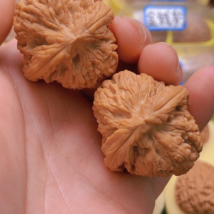 文玩核桃把件边41肚44全品筷子棱核尊