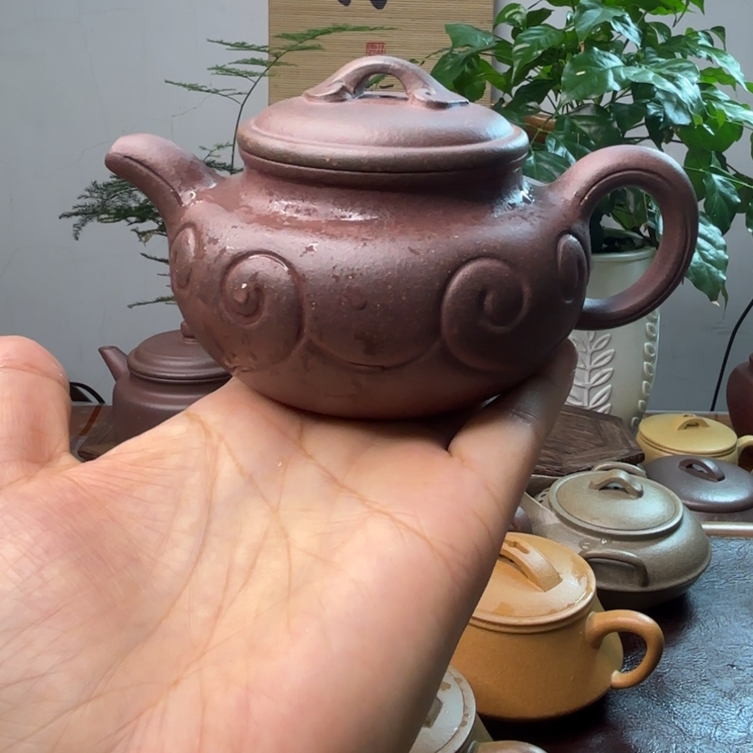 东***姓茶壶紫砂底槽清仿古如意