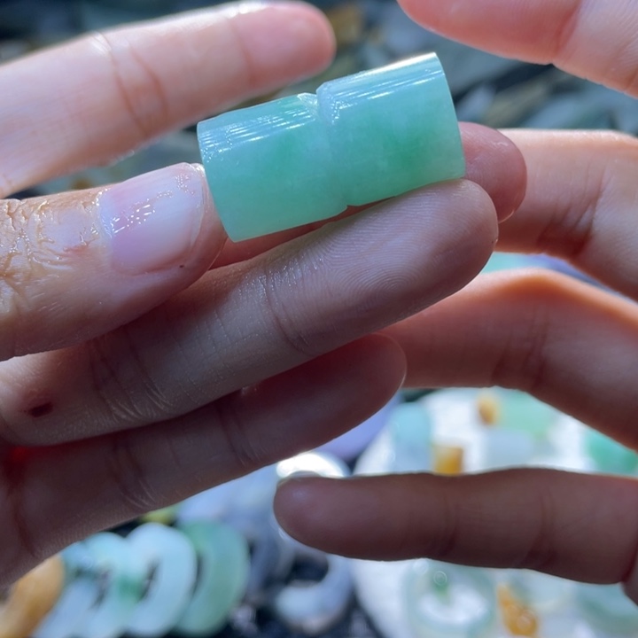 未镶嵌定制翡翠浩*@翡翠定制