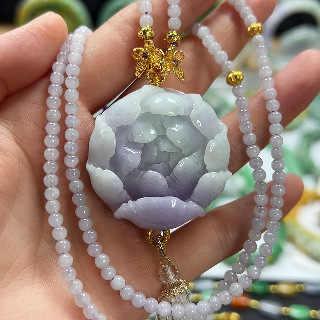 翡翠未镶嵌颈饰吊坠