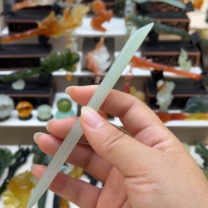 蛇纹石玉未镶嵌岫玉发簪