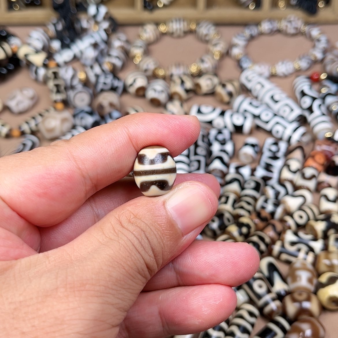 【闪购商品】玛瑙/玉髓颈饰未镶嵌郝**。 定制款