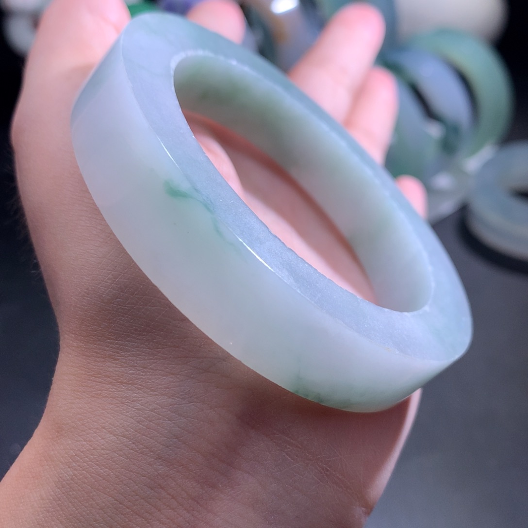未镶嵌翡翠定制翡翠