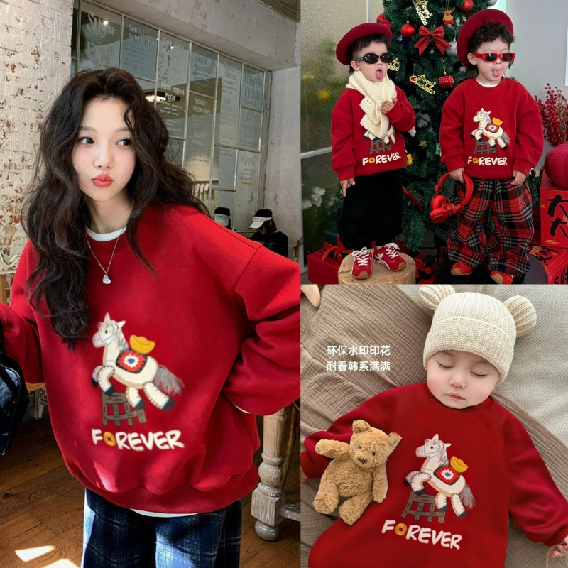 新年亲子装2025秋冬小月龄一家三口加绒红色过年卫衣母子母女全家
