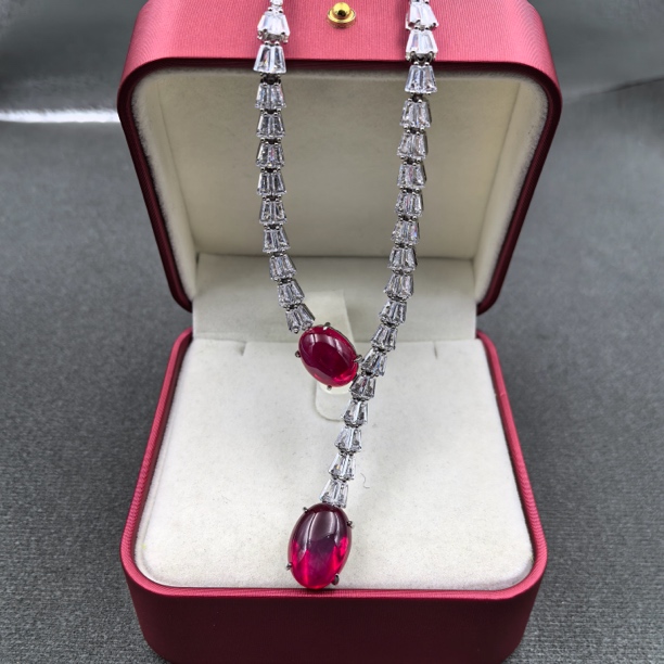    【经典永恒  光芒四射】吊坠 GDJ10111