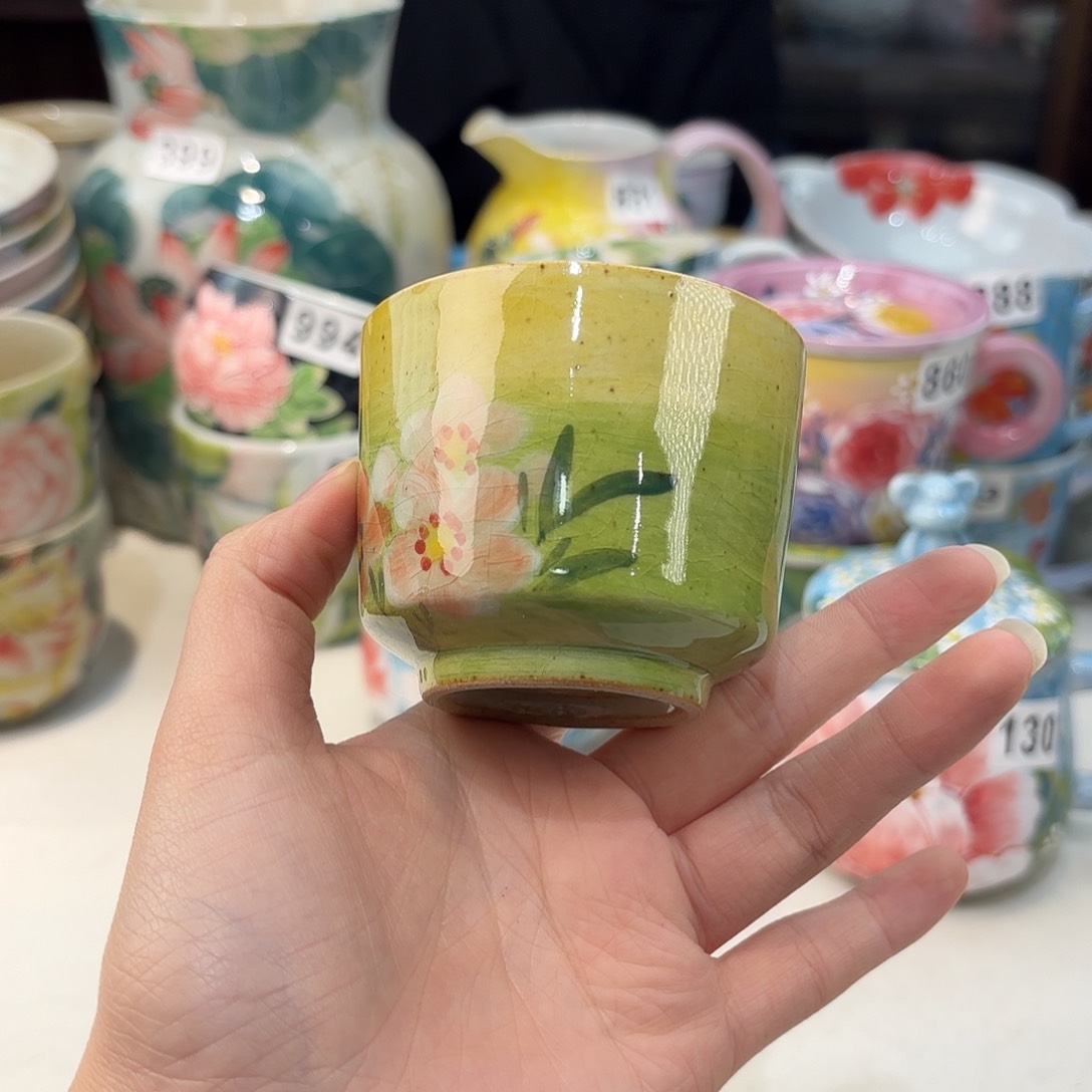 瓷片兔兔好可爱呀打